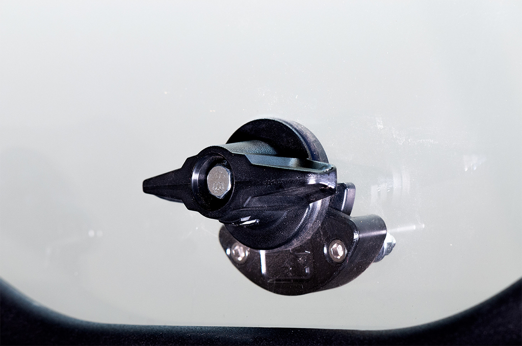 SEIZMIK Folding Windshield - Rear 50-32000KIT