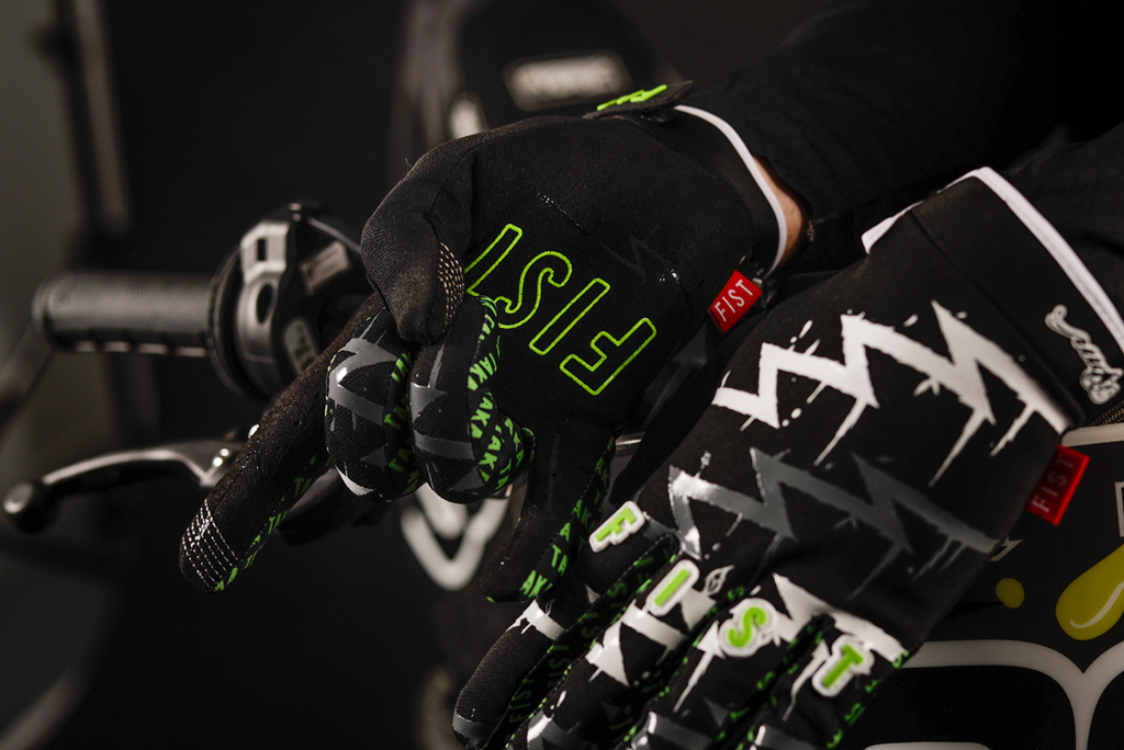 FIST HANDWEAR Strapped Taka Higashino Cali Roll Gloves, 2XS - F-GS-01522-XXS