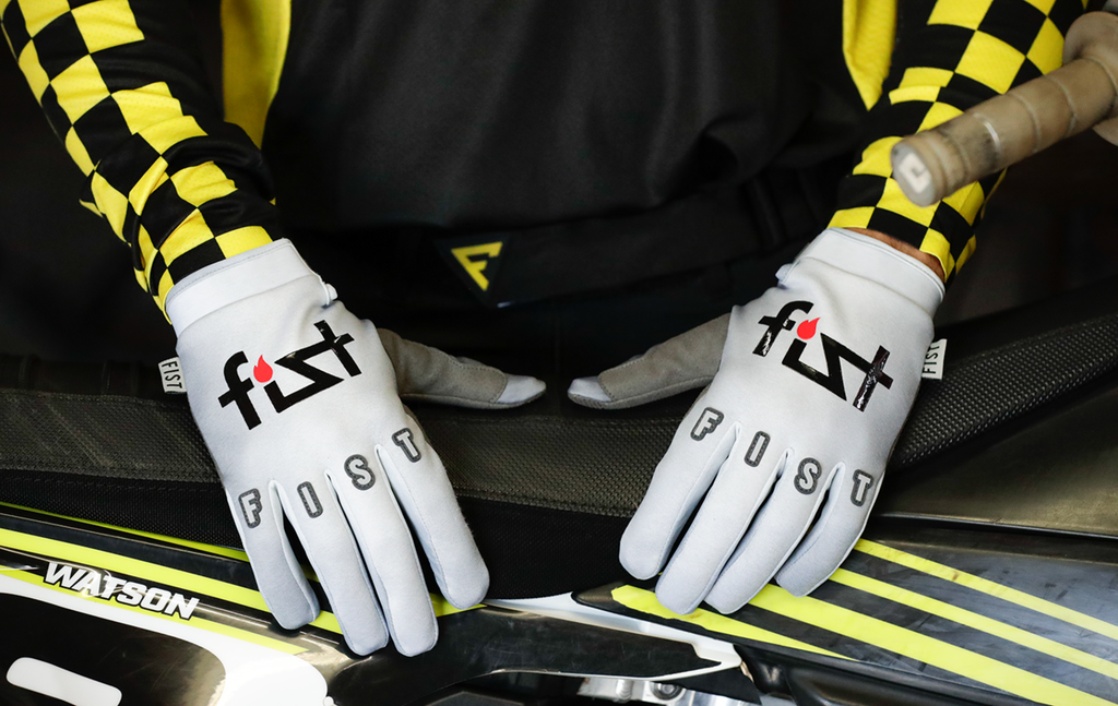 FIST HANDWEAR Frosty Lighter Gloves, Medium – F-GF-01524-M
