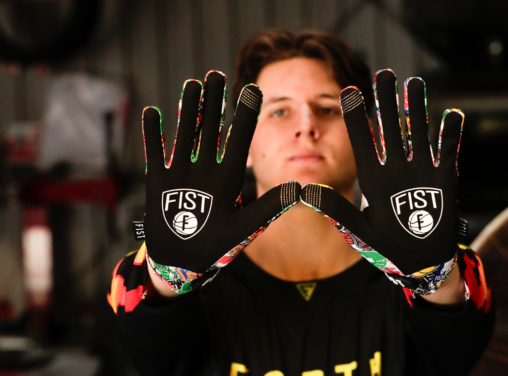 FIST HANDWEAR Strapped Hard Court Gloves, 2XL, F-GS-01515-2XL