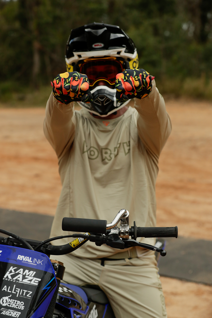 FIST HANDWEAR Strapped R-Willy Red Label Mango Madness Gloves, XS