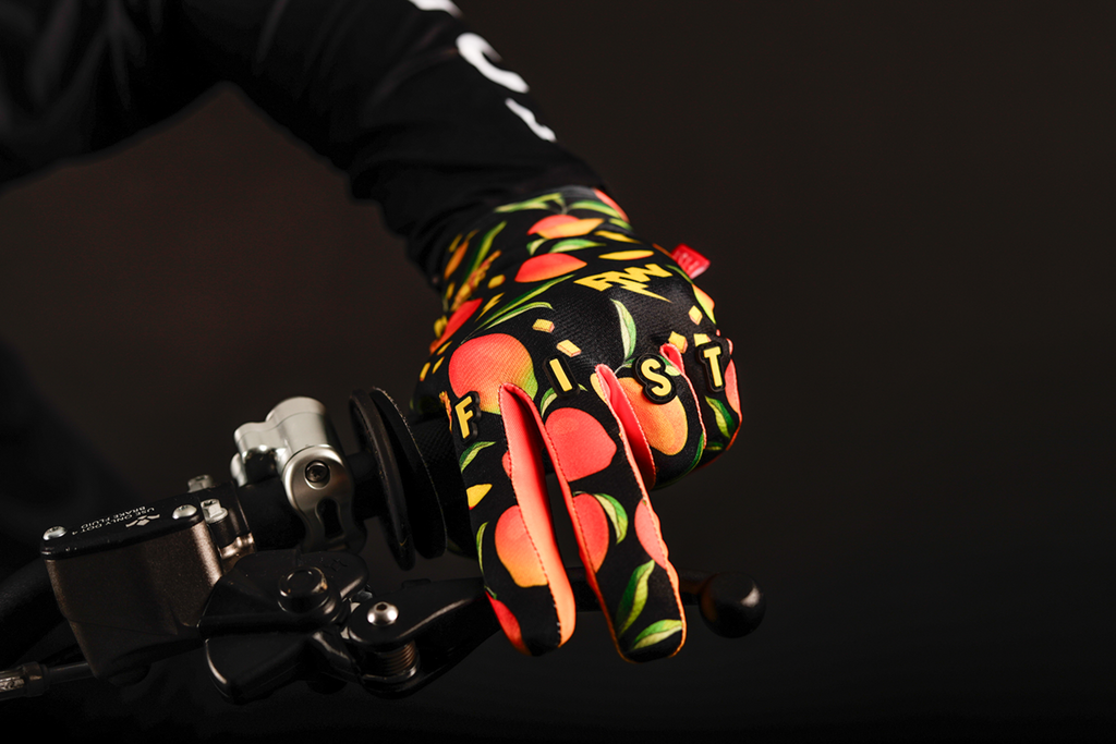 FIST HANDWEAR Strapped R-Willy Red Label Mango Madness Gloves, Large - F-GS-01521-L