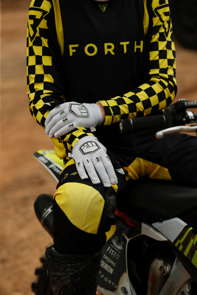 FIST HANDWEAR Strapped Stocker Panda Gloves, XS - F-GS-00916-XS