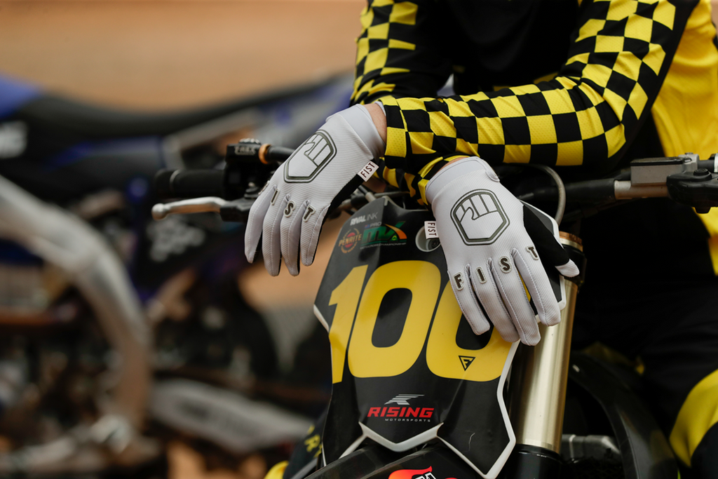 FIST HANDWEAR Strapped Stocker Panda Gloves, XS - F-GS-00916-XS
