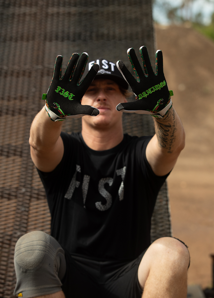 FIST HANDWEAR Strapped Poison Gloves, 2XL – F-GS-01219-2XL