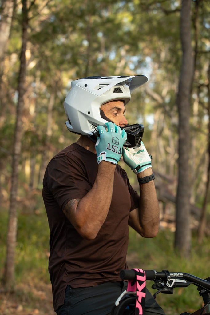 FIST HANDWEAR Breezer Ruthless Teal Staple Gloves, Small – F-GB-01757-S