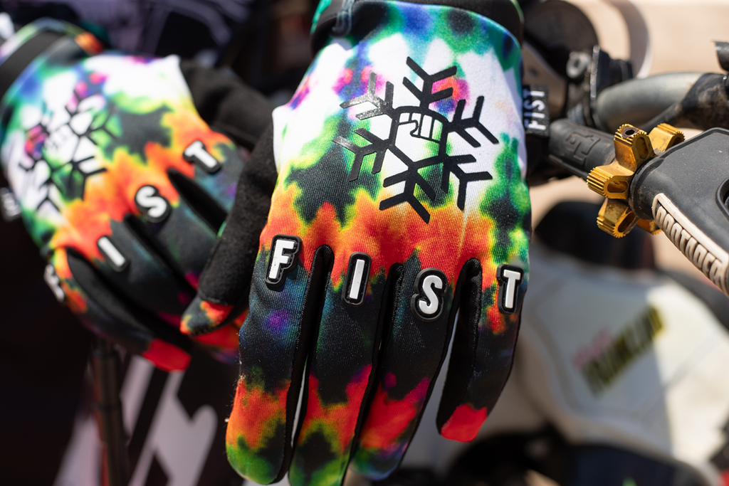 FIST HANDWEAR Frosty Distortion Gloves, Medium, F-GF-01756-M