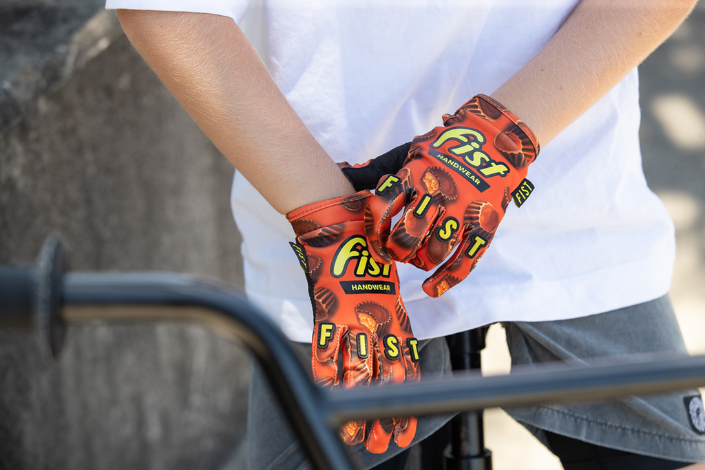 FIST HANDWEAR Youth Strapped 100% Nuts Gloves, Medium - F-GSY-01762-M