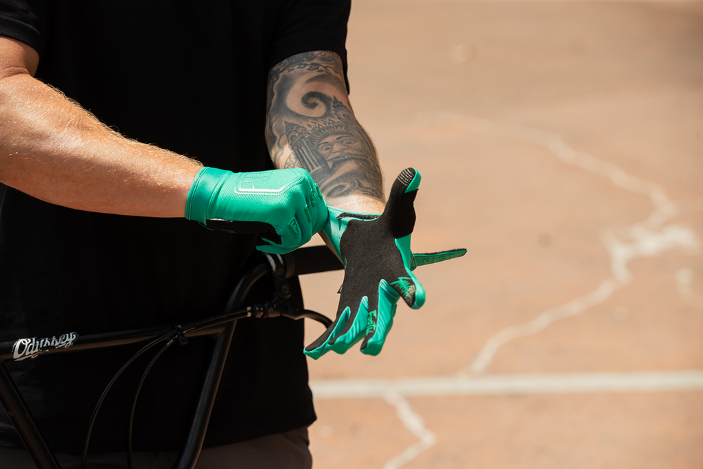 FIST HANDWEAR Strapped Stocker Jade Gloves, 2XS - F-GS-01775-XXS