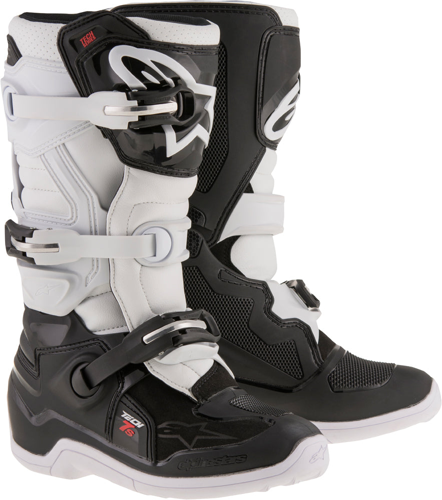 Tech 7s Boots Black/White Sz 06